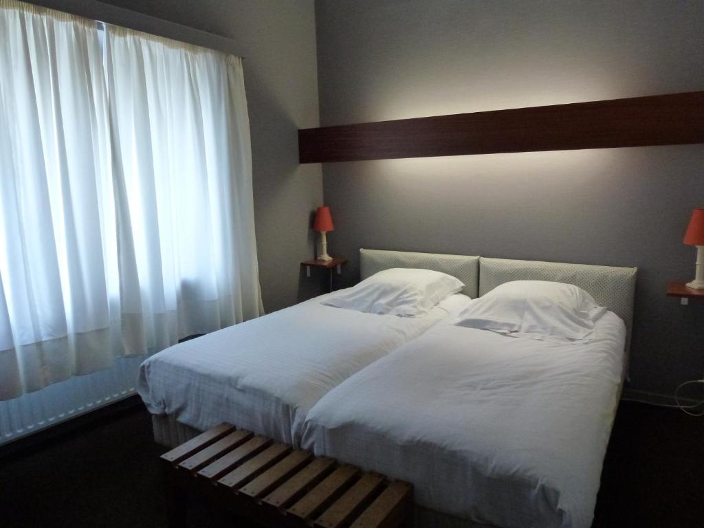 Hotel Le Martin Pecheur Fauvillers Kamer foto
